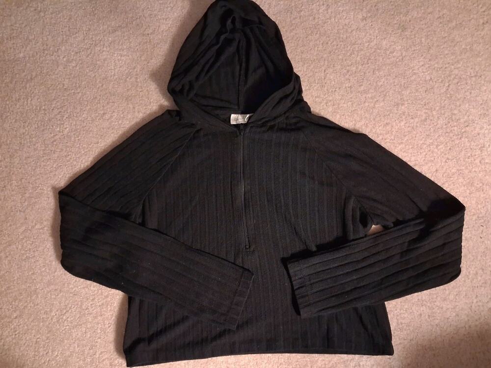 Women's Universal Threads Hoodie 3/4 Zip Sweater Size Medium